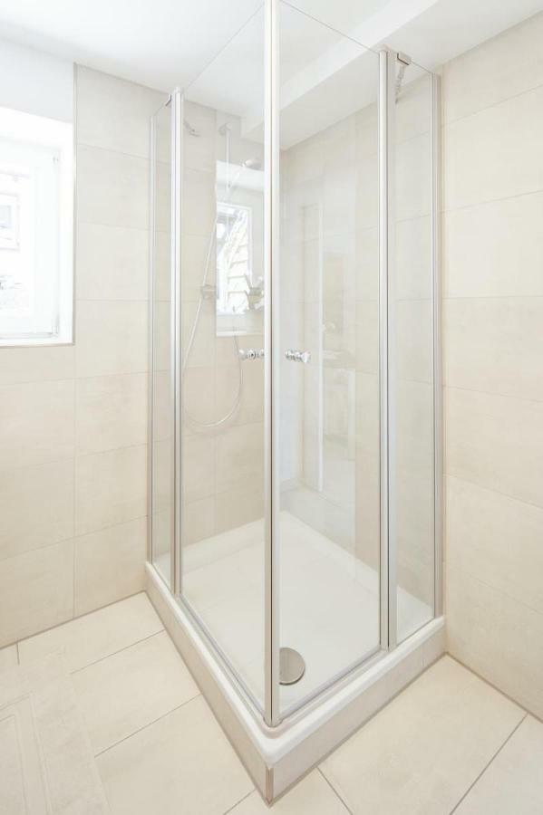 Tiny Ferienwohnung Am Stadtpark ชเวบิชฮัลล์ ภายนอก รูปภาพ